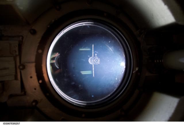 Soyuz spacecraft departs ISS
