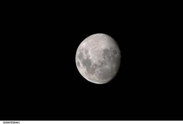 NASA image: Views of the Moon taken by the Expedition Seven crew