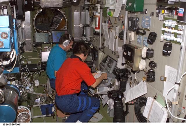NASA image: iss007e07006