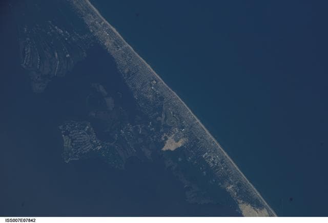 NASA image: Earth Observations taken by the Expedition Seven crew