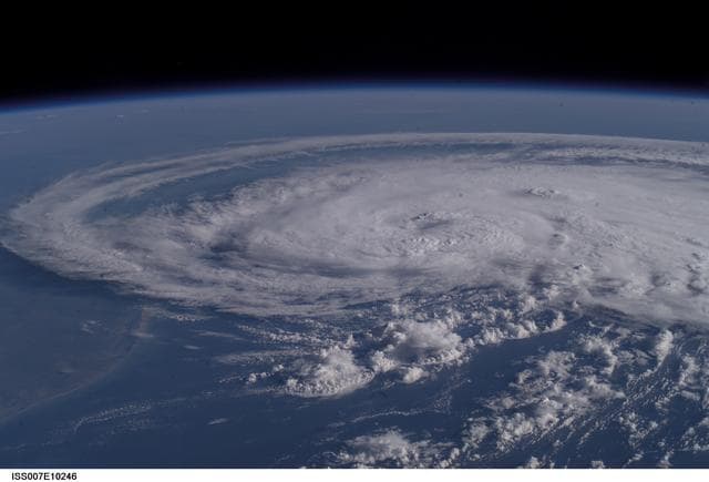 NASA image: Earth Observations taken by the Expedition Seven crew