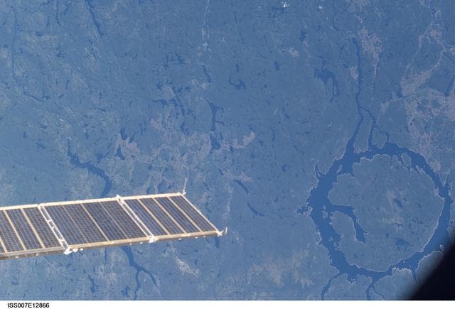 NASA image: Earth observations taken by the Expedition Seven crew