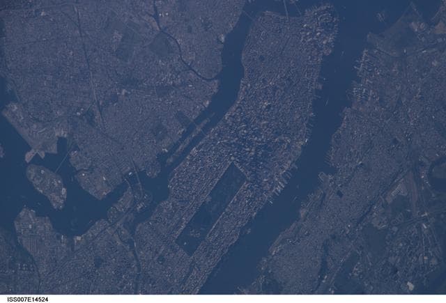 NASA image: Earth observations taken by the Expedition Seven crew