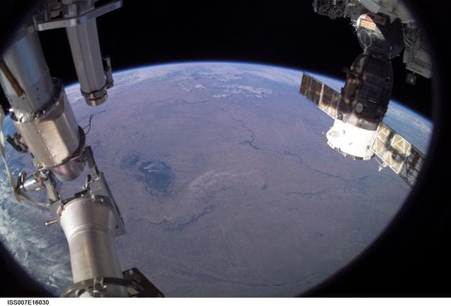 NASA image: Earth observations taken by the Expedition Seven crew