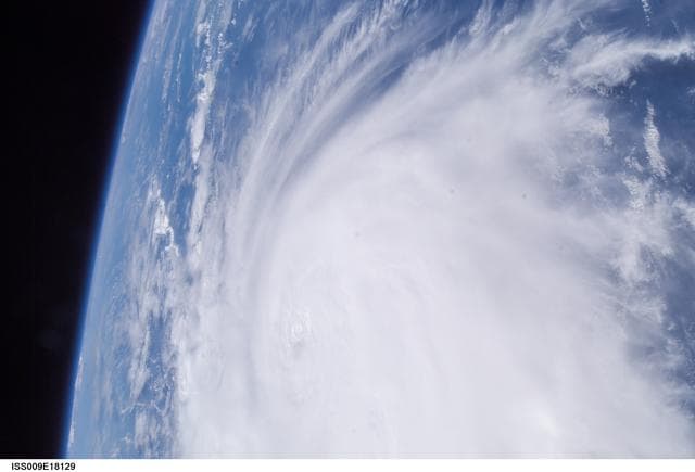 NASA image: iss009e18129