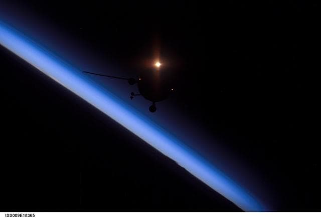 NASA image: Progress 15P approaches the ISS during Expedition 9