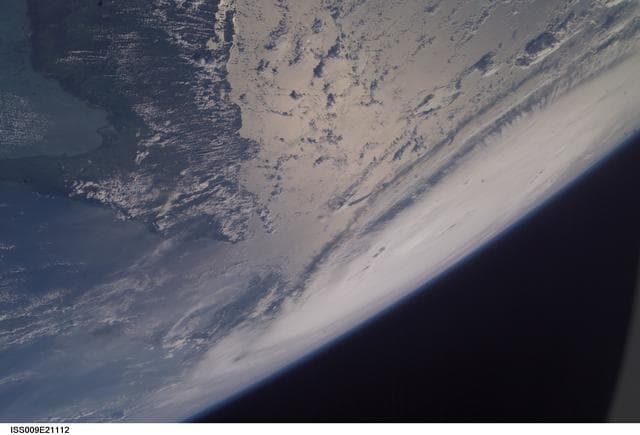 NASA image: iss009e21112