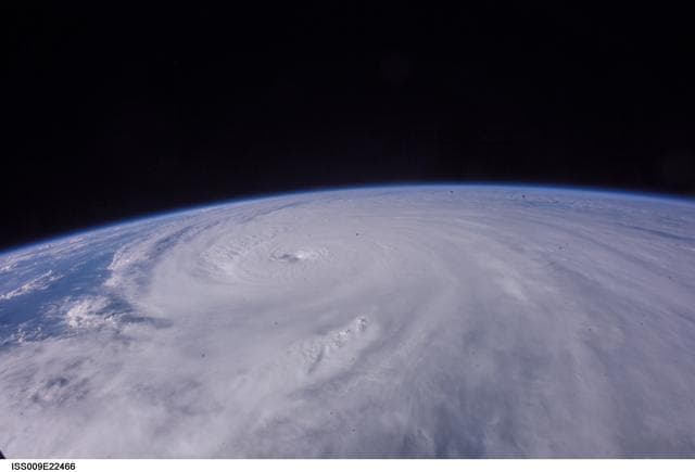 NASA image: iss009e22466