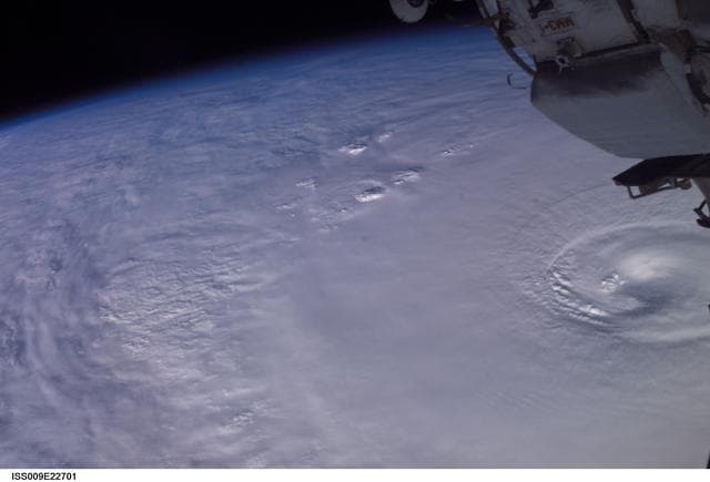 NASA image: iss009e22701