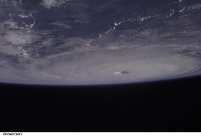 NASA image: iss009e22823