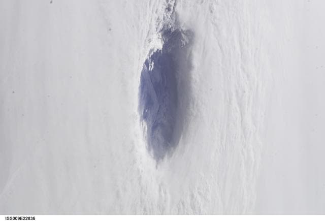 NASA image: iss009e22836