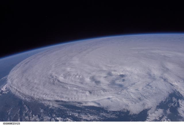 NASA image: iss009e23123