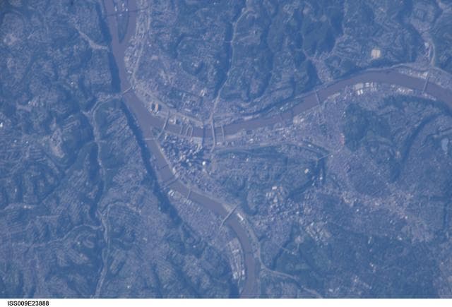 NASA image: iss009e23888
