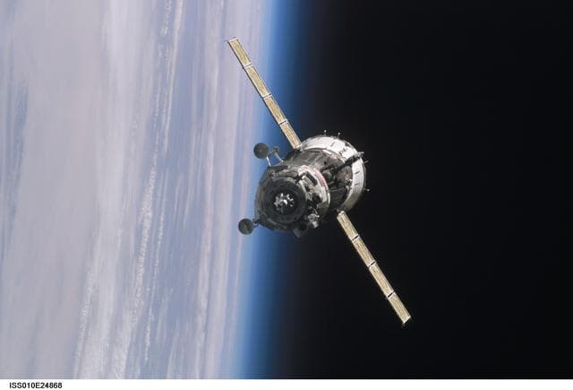 NASA image: iss010e24868