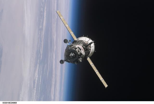 NASA image: iss010e24869