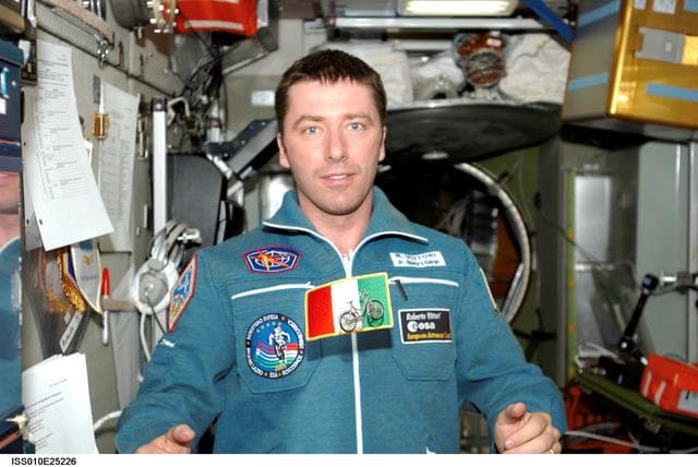 NASA image: Vittori in the SM during Expedition 10 / Expedition 11