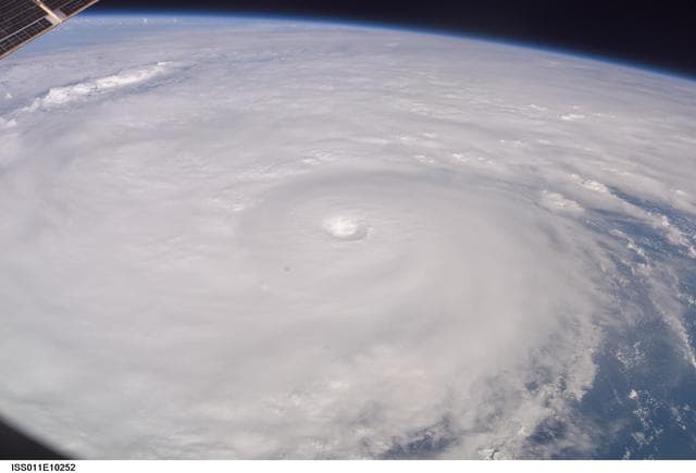 NASA image: Earth Obsersation taken by the Expedition 11 crew