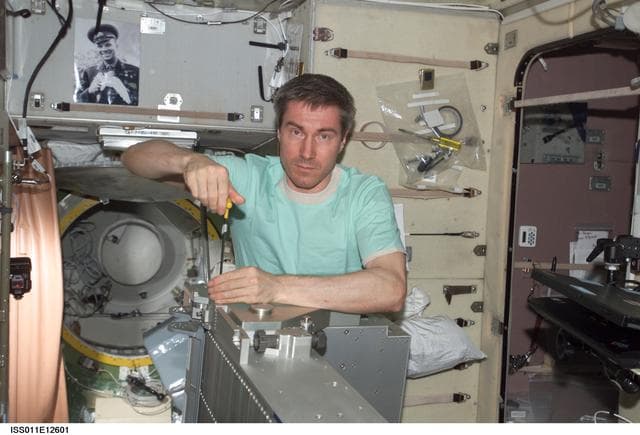 NASA image: Krikalev with TVIS hardware in Zvezda