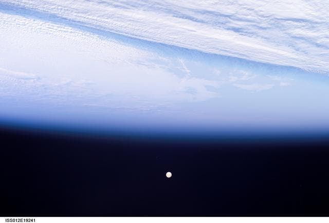 NASA image: iss012e19241