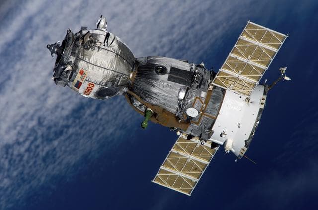 NASA image: iss012e24219