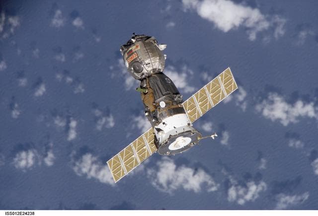 NASA image: iss012e24238