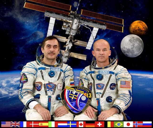 NASA image: Expedition 13 crew portrait