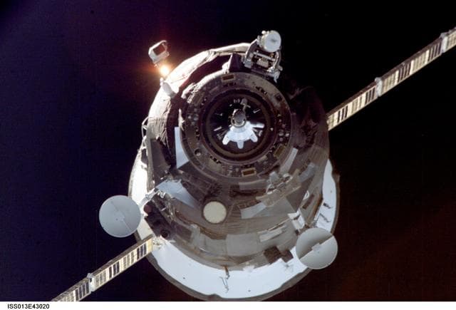 NASA image: Progress 22P approaches the ISS during Expedition 13