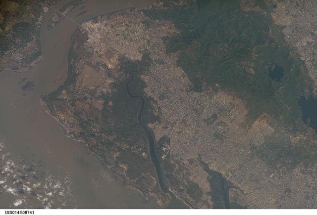 NASA image:  Earth Observations taken by the Expedition 14 crew