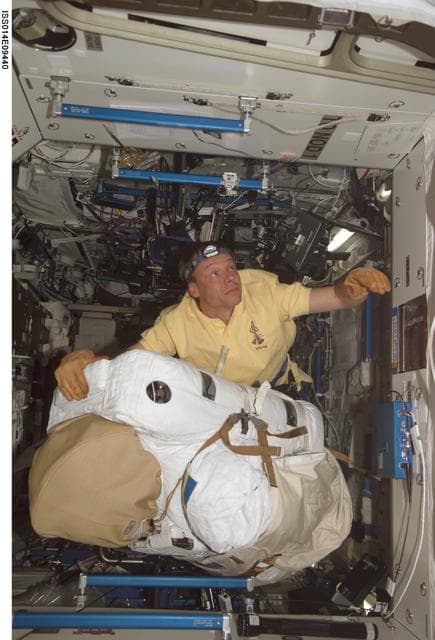 Fuglesang with EMU in Destiny Laboratory