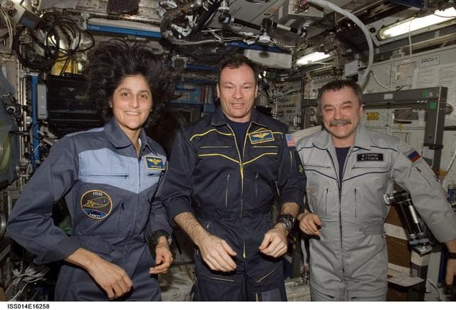 NASA image: Expedition 14 on-orbit crew portrait