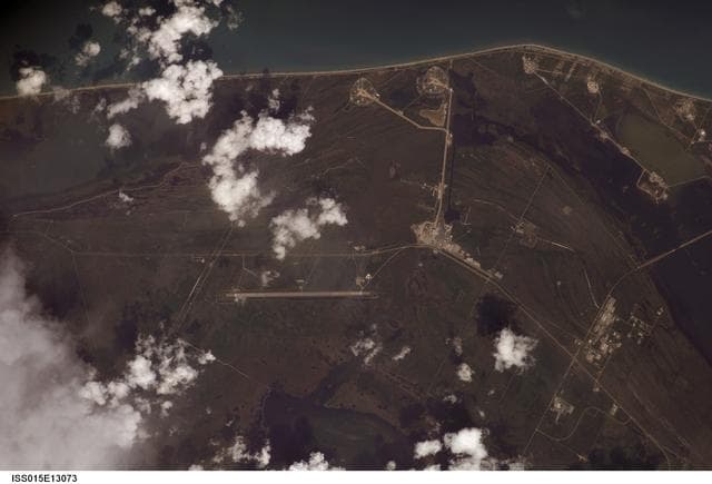 NASA image: iss015e13073
