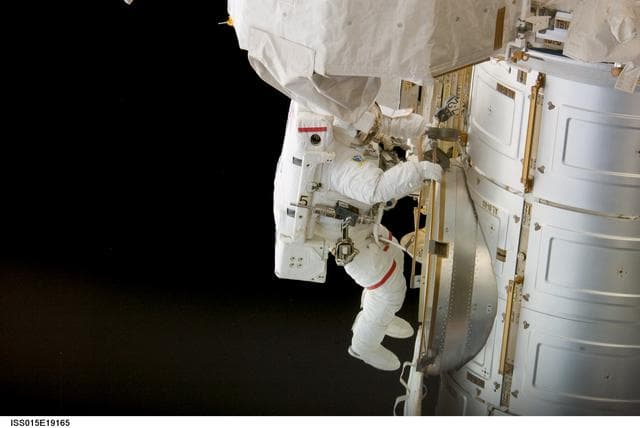 NASA image: View of Anderson entering the Node 1 CBM after a session of EVA on Expedition 15