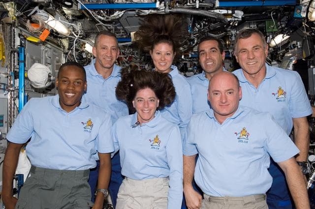 NASA image: STS-118 crew portrait