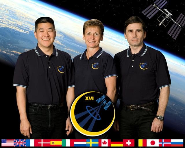 NASA image: iss016-s-002c
