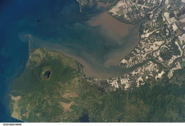 NASA image: Earth Observations taken by the Expedition 16 Crew