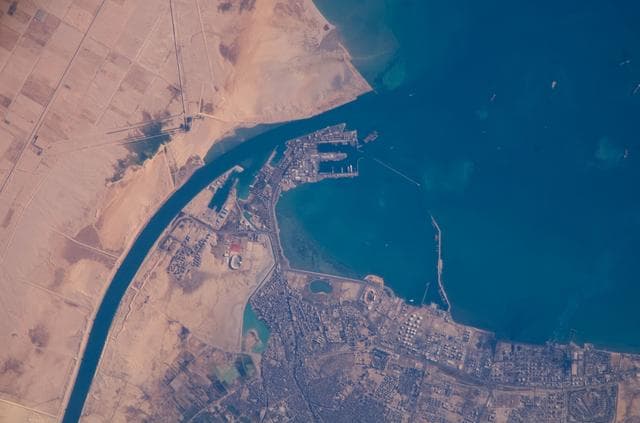 NASA image: iss016e019375
