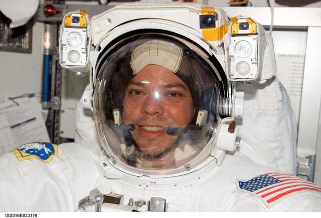 NASA image: Behnken prior to Expedition 16/STS-123 EVA 4