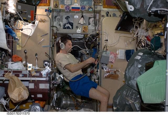 NASA image: Kononenko in the SM during Expedition 17