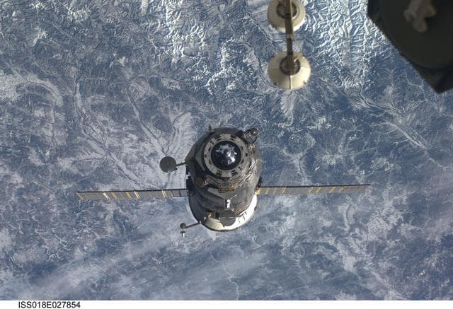 NASA image: ISS Expedition 18 Progress 31P Separation