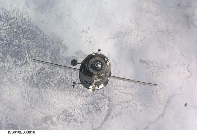 NASA image: Progress 32P Approach