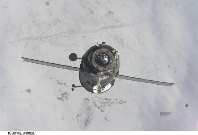 NASA image: Progress 32P Approach
