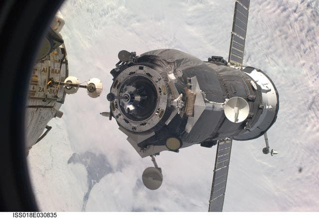 NASA image: Progress 32P Approach