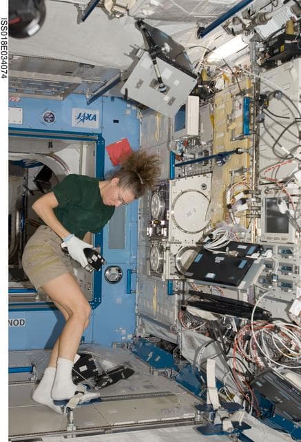 NASA image: LOH- RadGene experiment at Cell Biology Experiment Facility (CBEF)