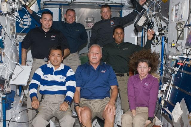 STS-119 Group Photo in Node 2 Harmony
