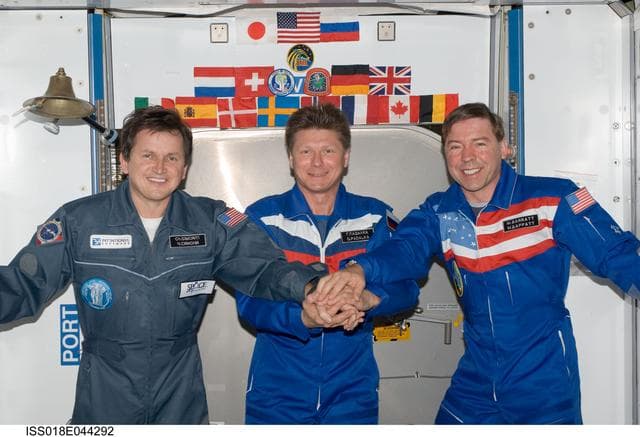 NASA image: Expedition 18 / 19 Crew Photo in Node 2 Harmony
