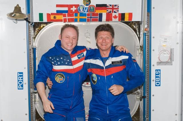 NASA image: Expedition 18 / 19 Crew Photo in Node 2 Harmony