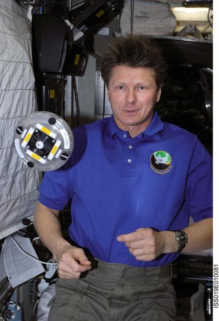 NASA image: OBR-1-1/Fizika-LT(Letaushaya Tarelka/Flying Disk) experiment