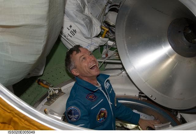 NASA image: Arrival of Expedition 20 crewmembers