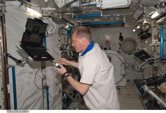 NASA image: De Winne  in JPM