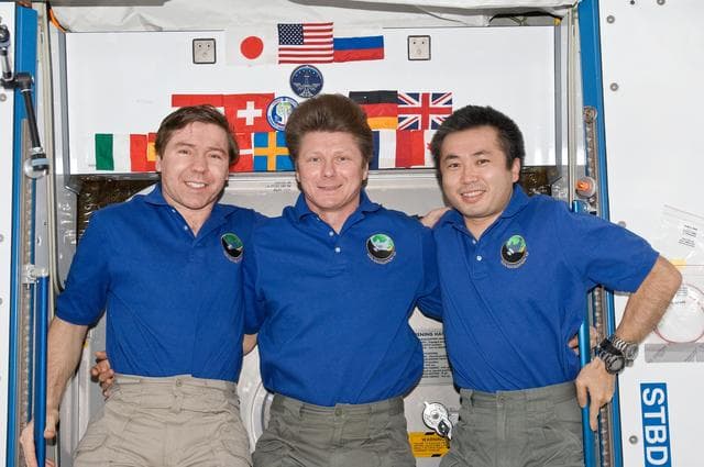 NASA image: Expedition 20 crew portrait